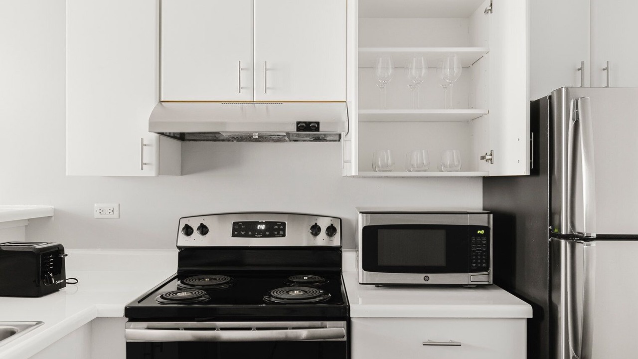 Photo of Kitchen in Streeterville