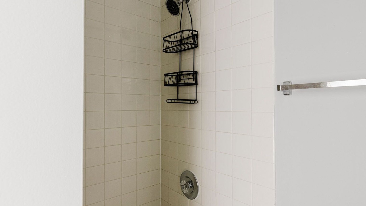 Photo of Bathroom in Streeterville