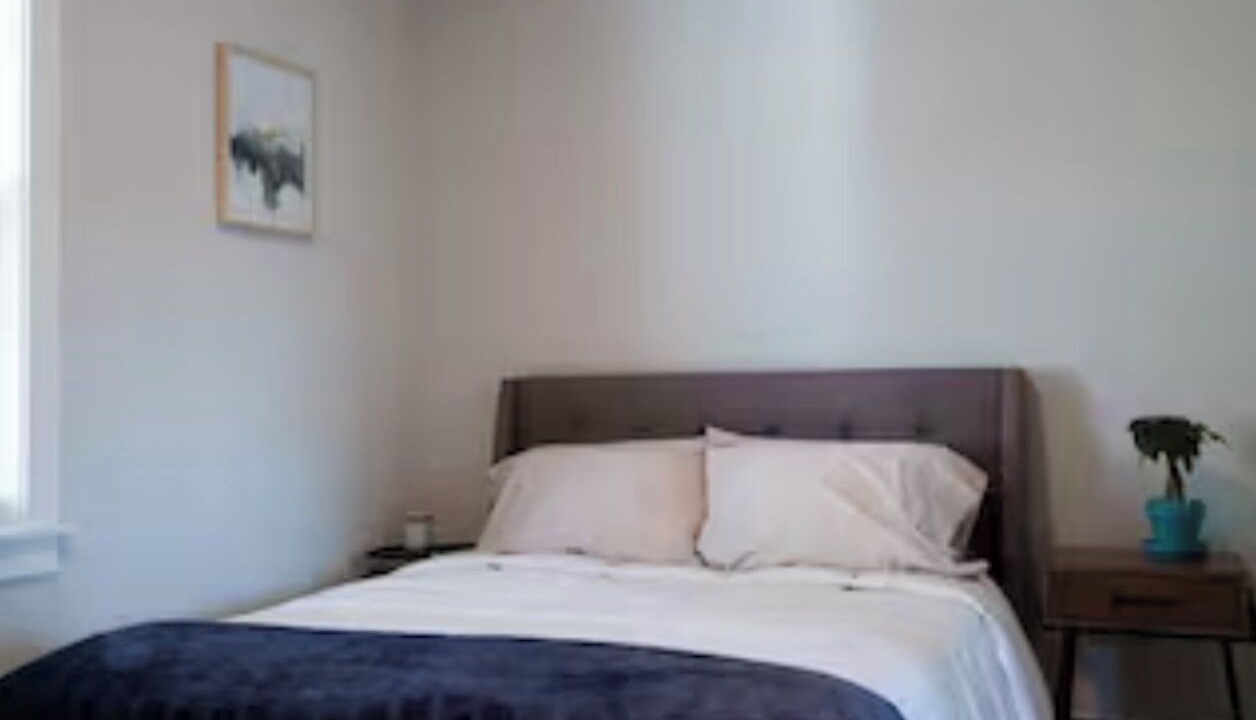 Photo of Bedroom in Forest Park