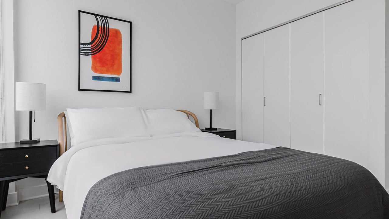Photo of Bedroom in Near West Side