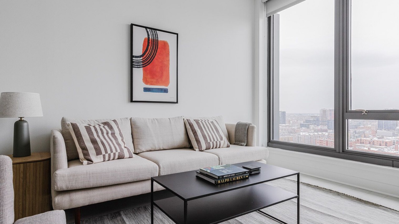 Photo of Livingroom in Near West Side