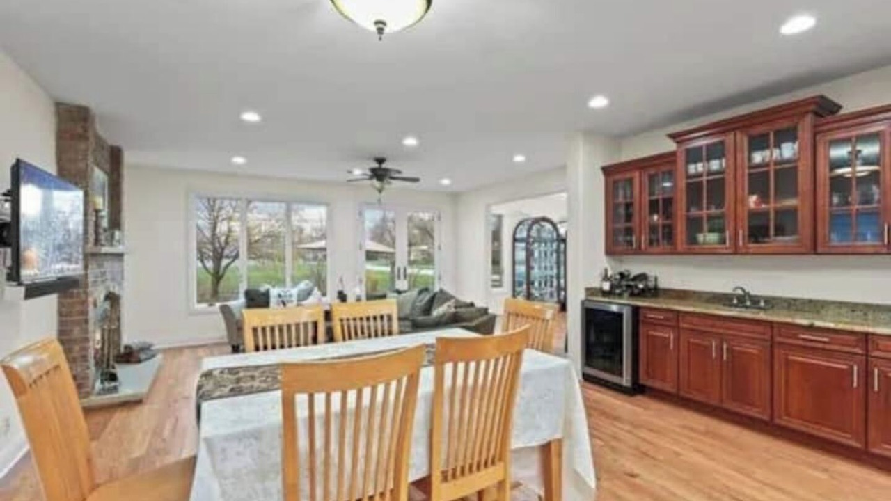 Photo of Bedroom in Roselle