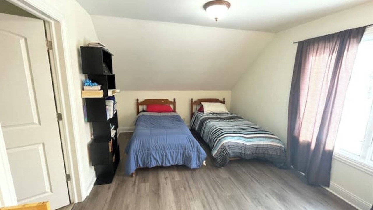 Photo of Bedroom in Roselle