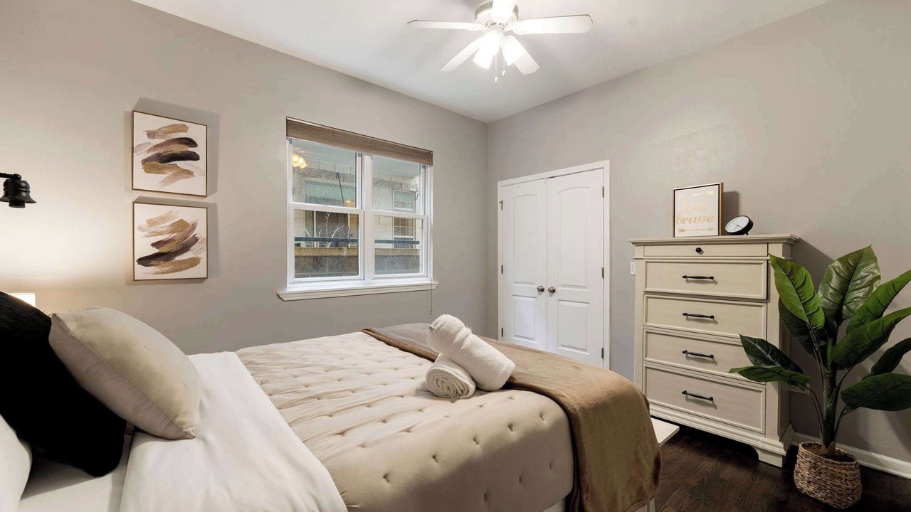 Photo of Bedroom in Near South Side