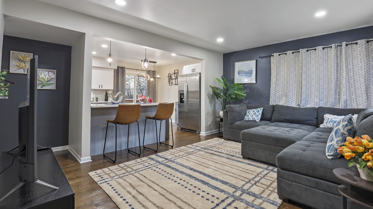 Photo of Livingroom in Downers Grove