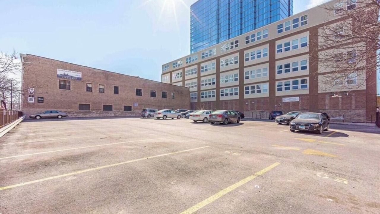 Photo of Outdoor in Near South Side