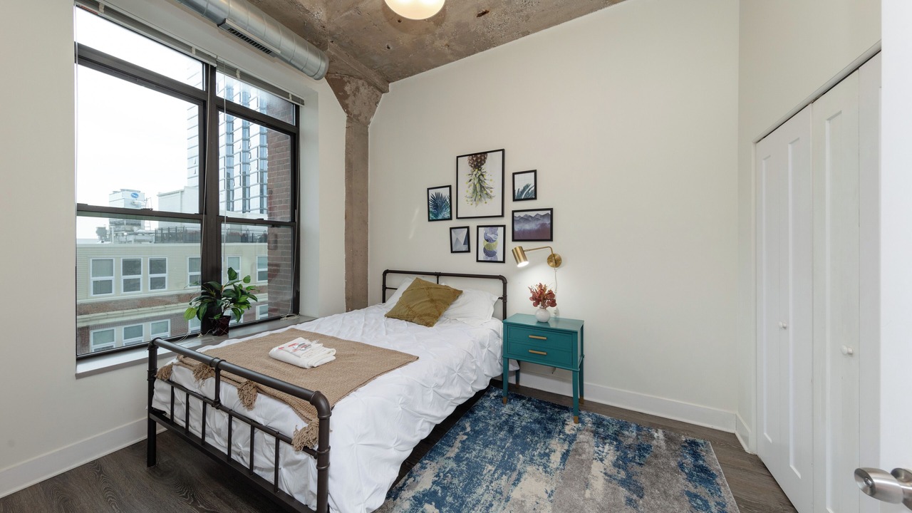 Photo of Bedroom in Near South Side