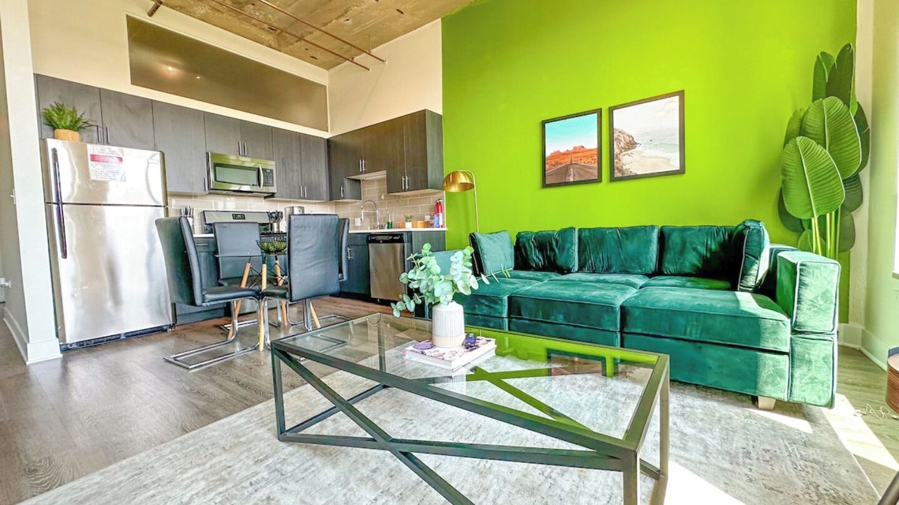 Photo of Livingroom in Near South Side