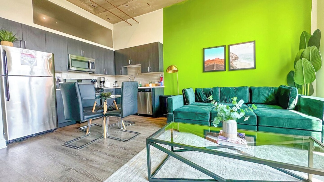 Photo of Livingroom in Near South Side