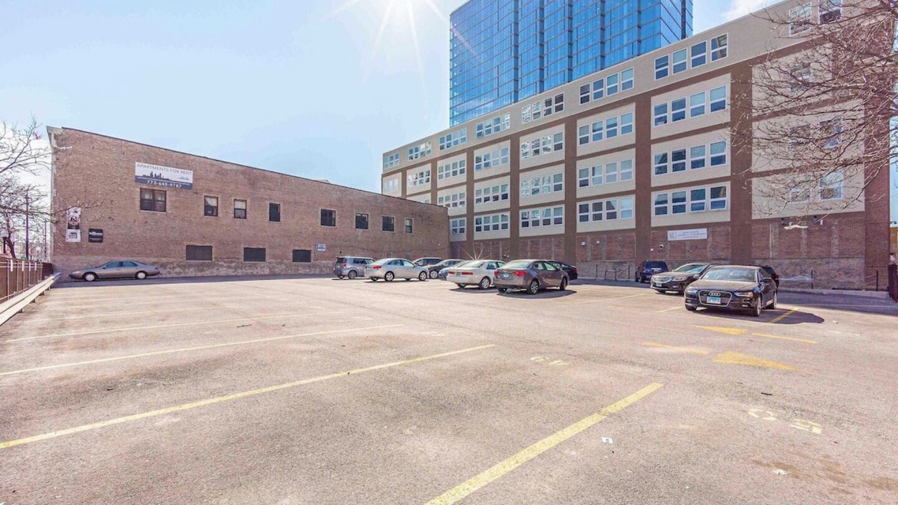 Photo of Outdoor in Near South Side
