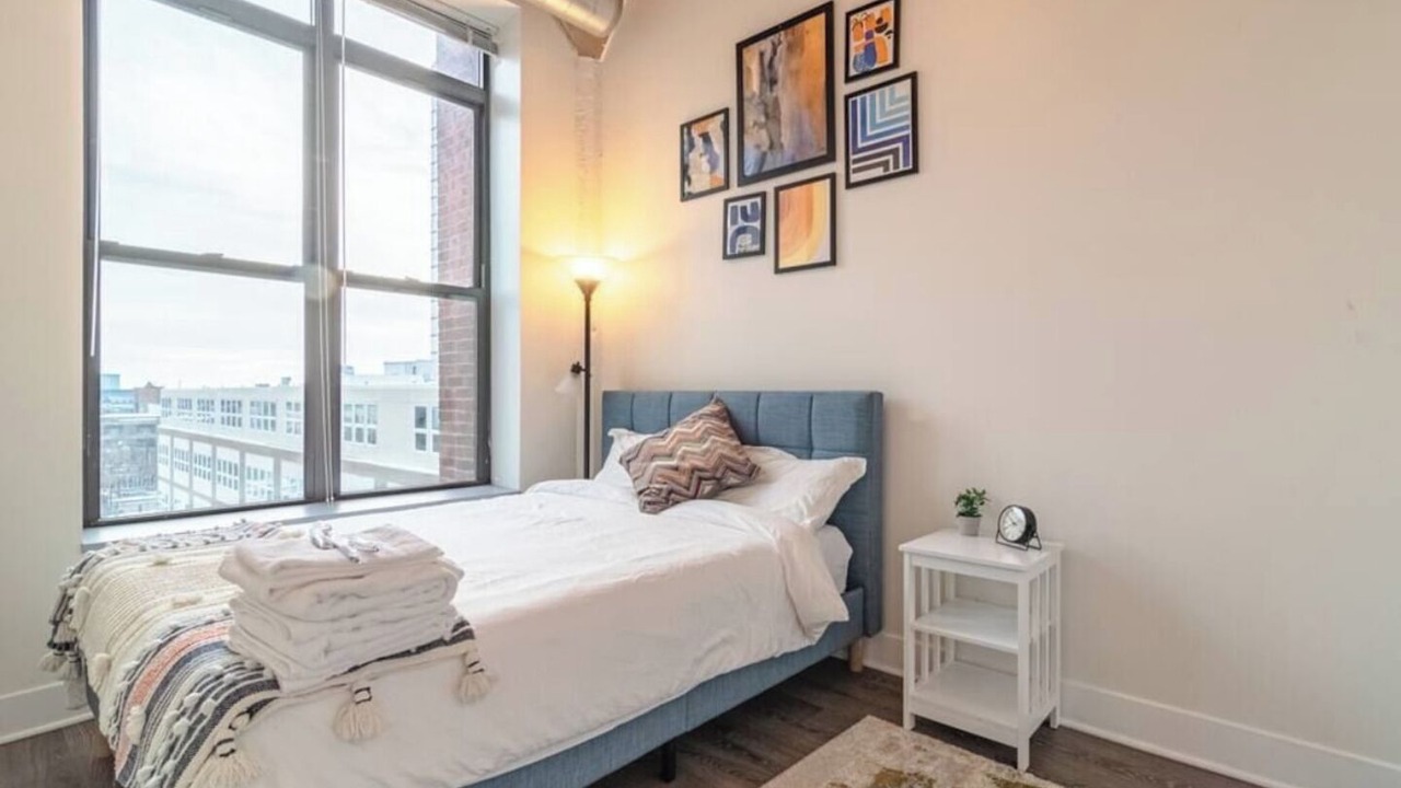 Photo of Bedroom in Near South Side
