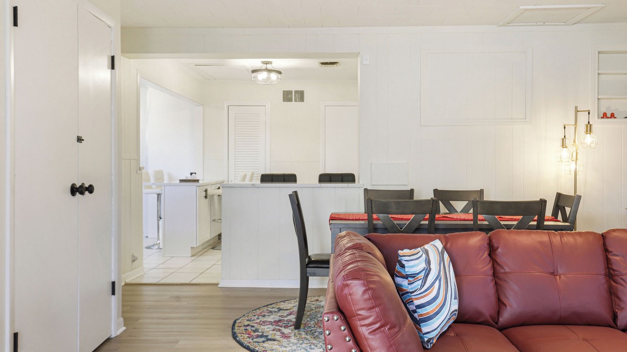 Photo of Livingroom in Des Plaines