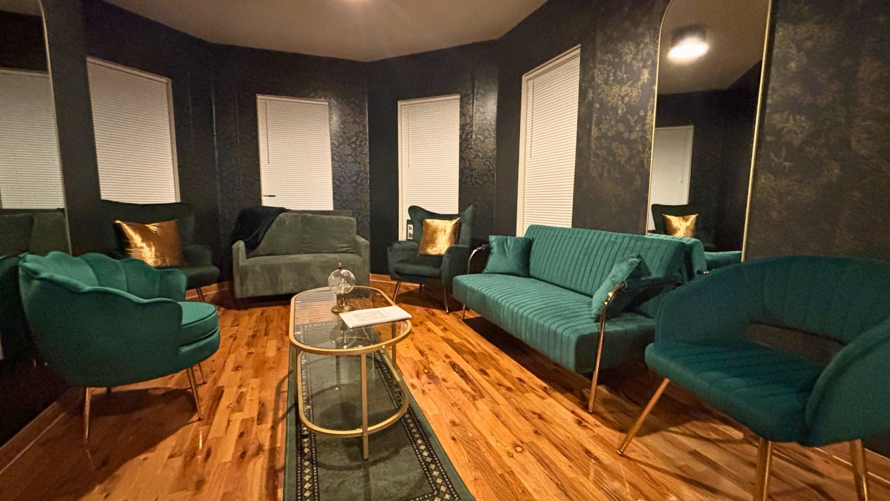 Photo of Livingroom in Canaryville
