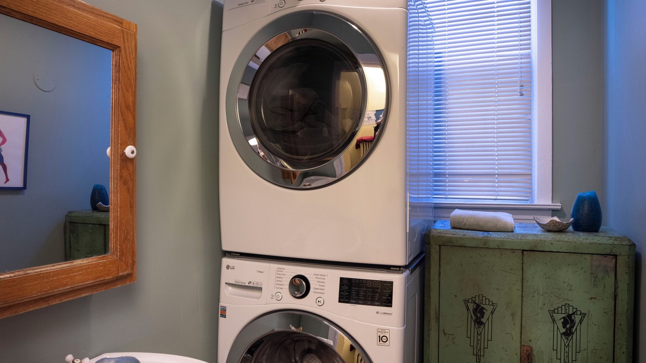 Photo of Bathroom in Edgewater