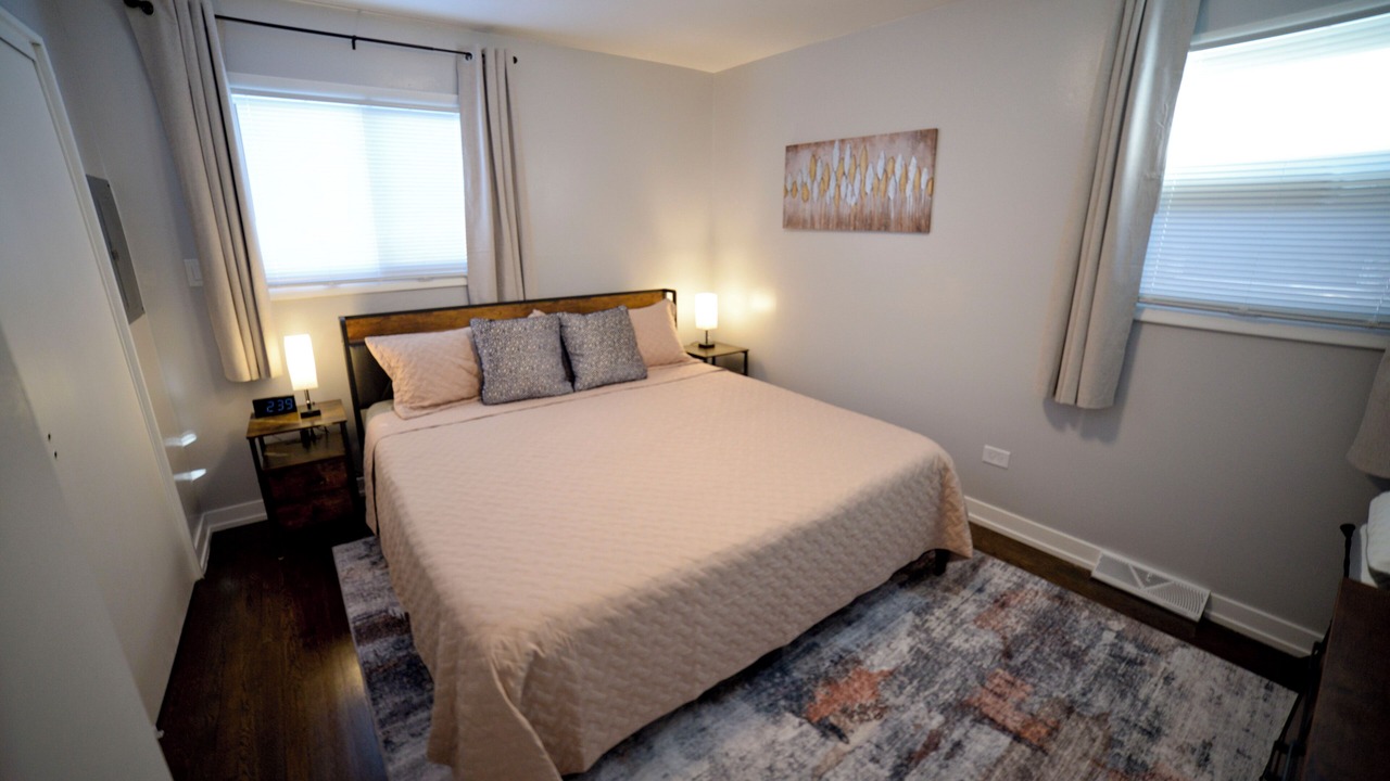 Photo of Bedroom in Burbank