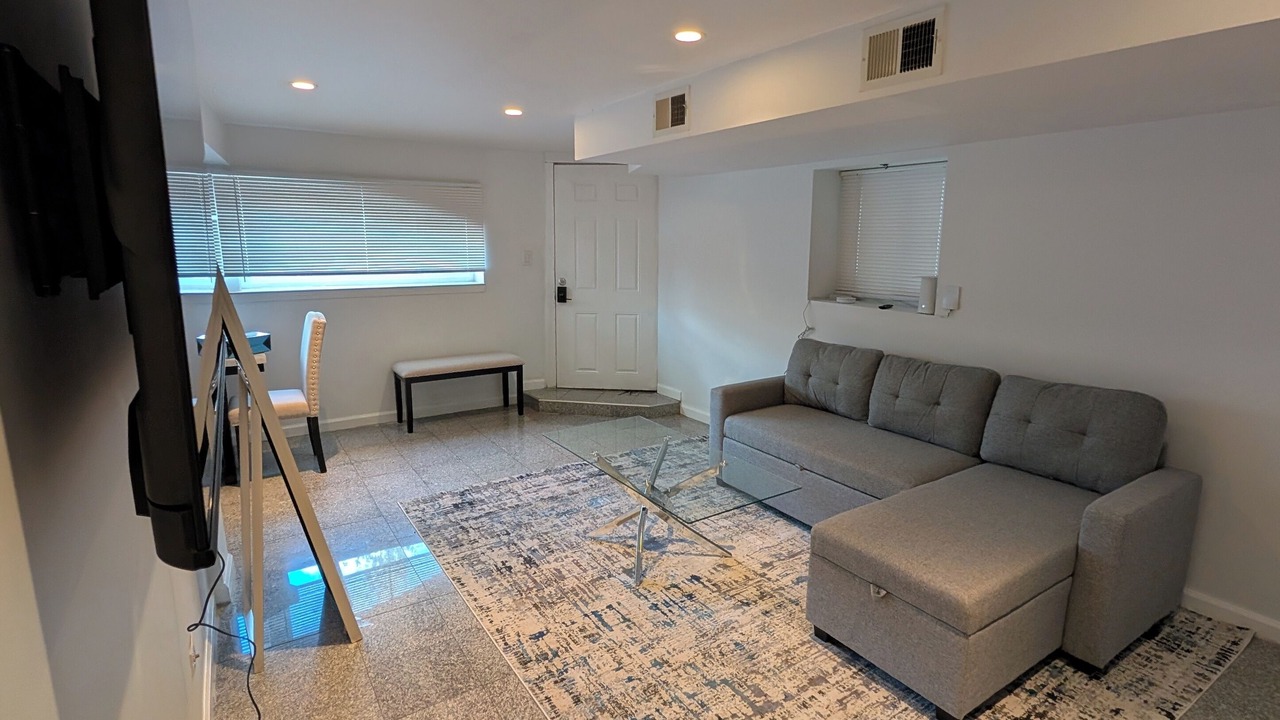 Photo of Livingroom in Oak Park
