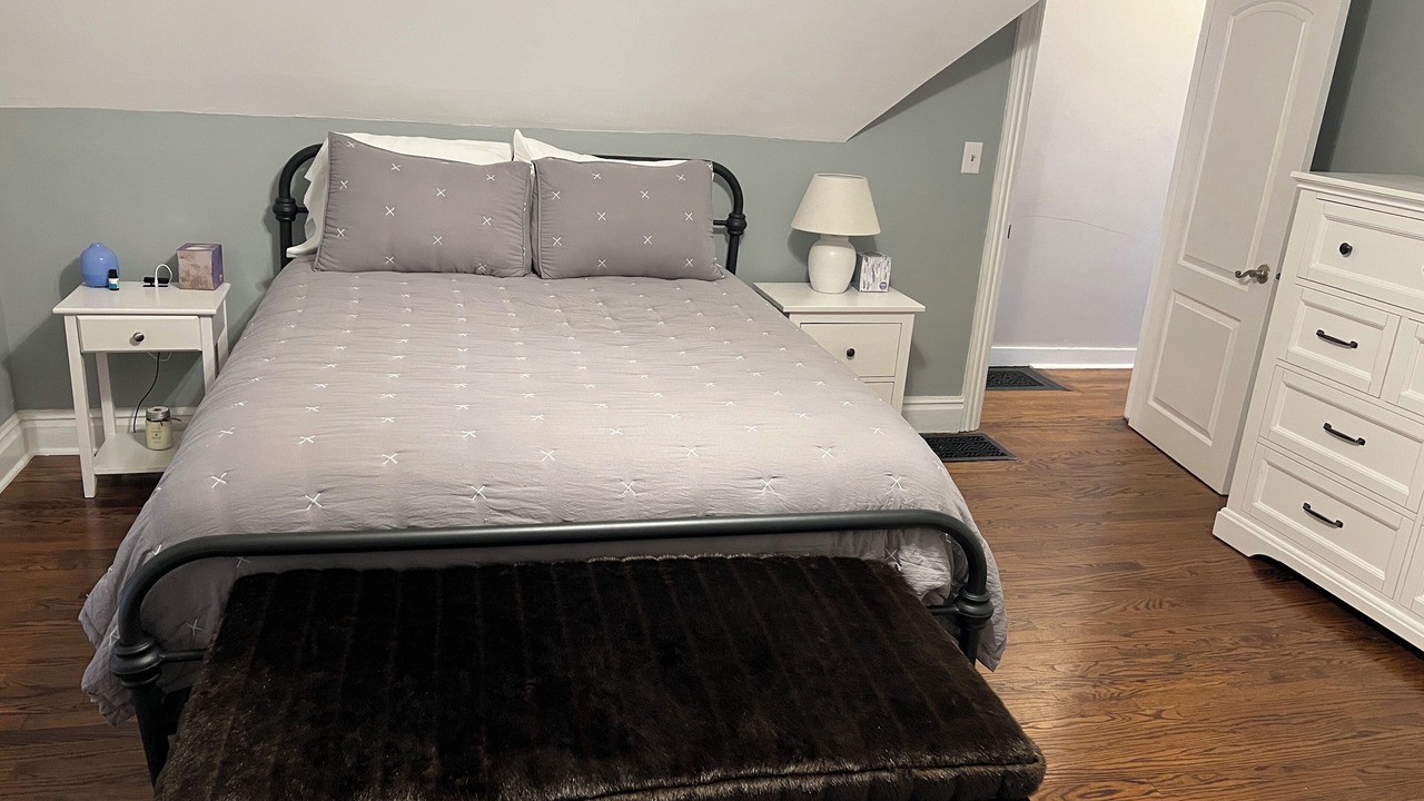 Photo of Bedroom in Waukegan