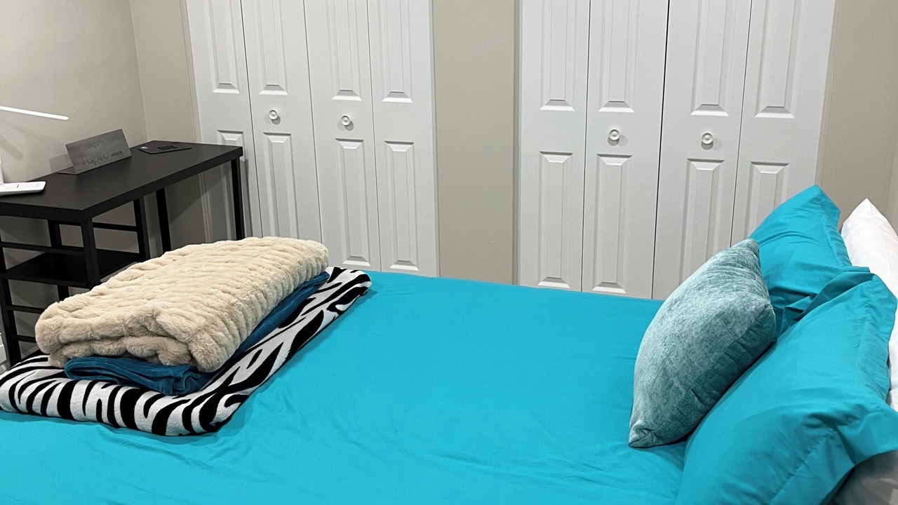 Photo of Bedroom in Aurora