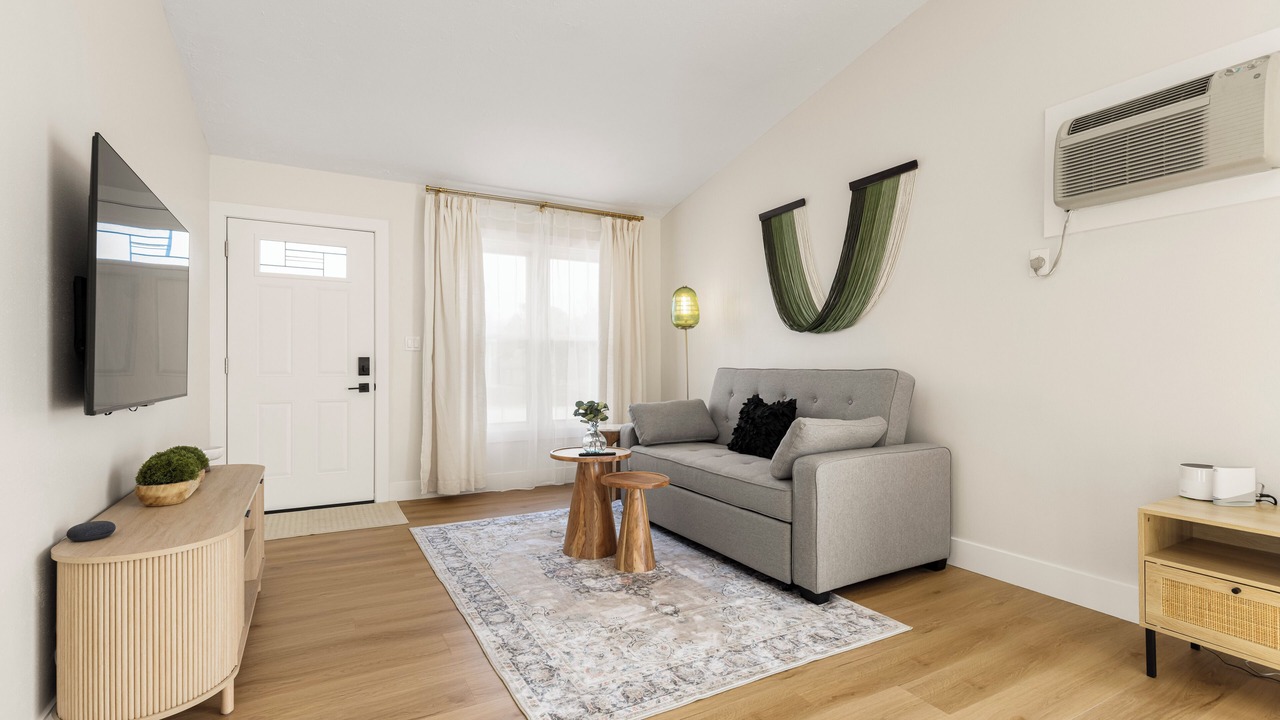 Photo of Livingroom in Loves Park