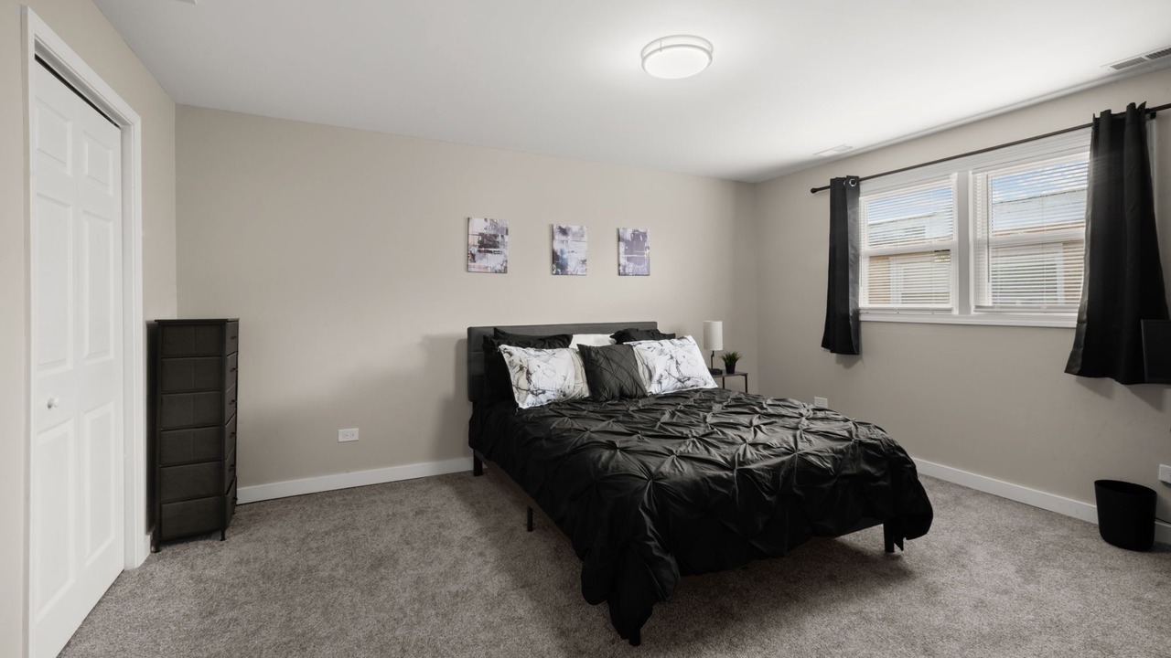 Photo of Bedroom in Jackson Park Highlands