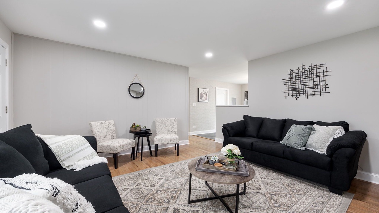 Photo of Livingroom in Bridgeview
