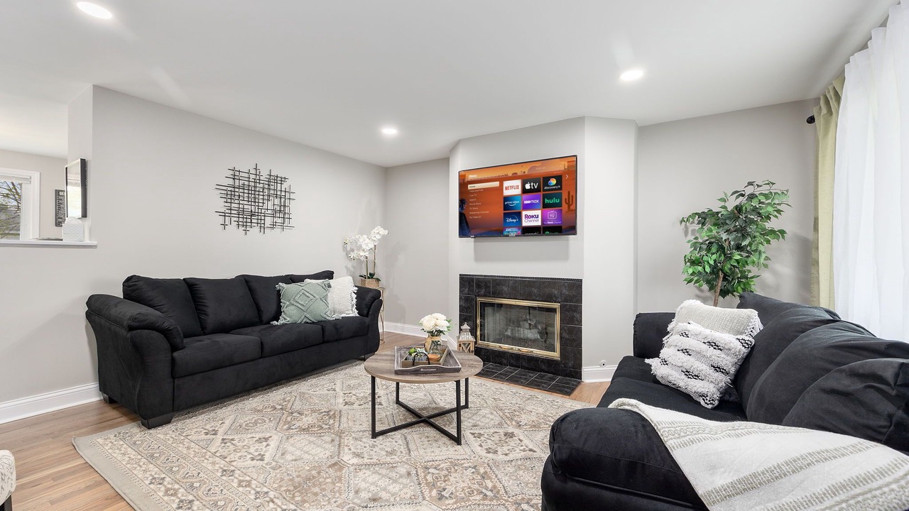 Photo of Livingroom in Bridgeview