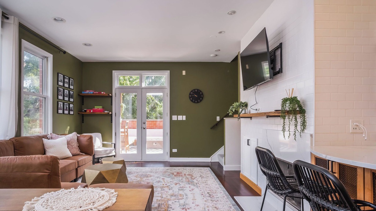 Photo of Livingroom in Bucktown