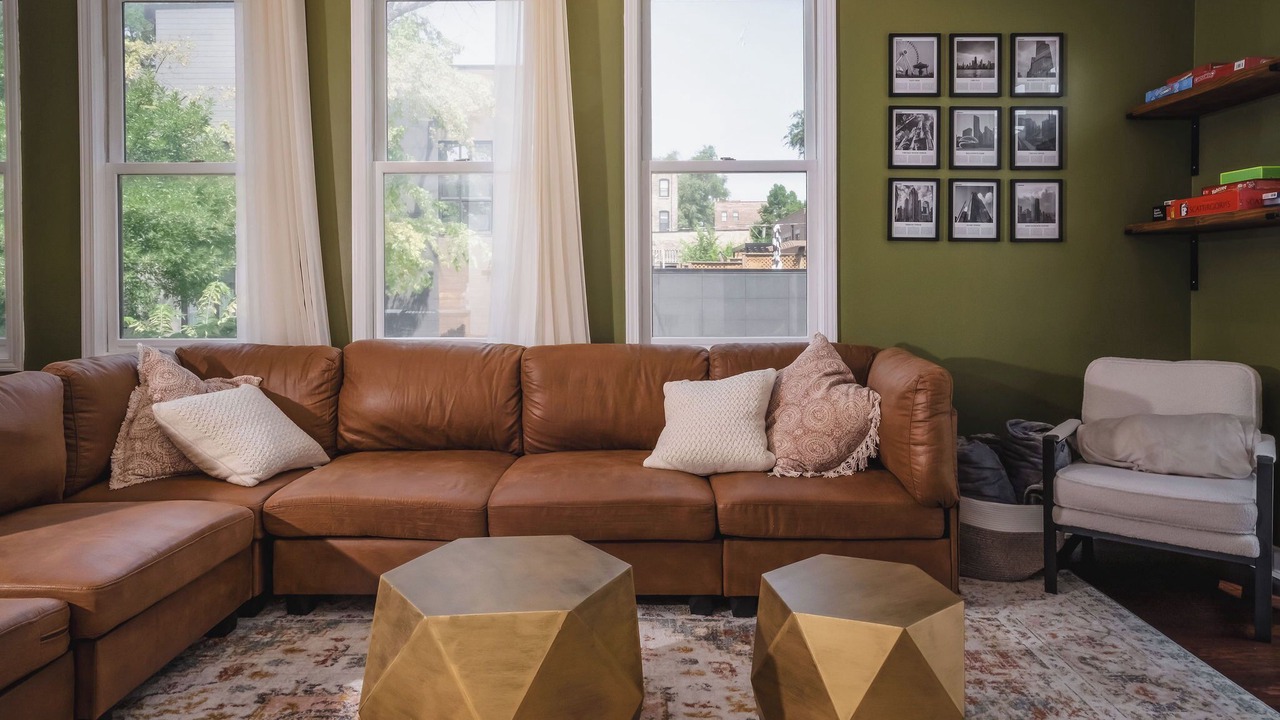 Photo of Livingroom in Bucktown