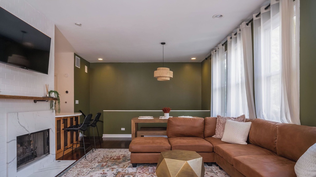 Photo of Livingroom in Bucktown