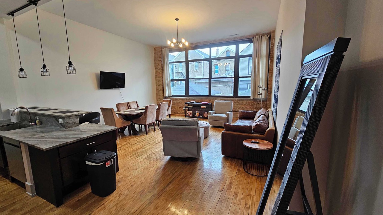 Photo of Livingroom in Lower West Side