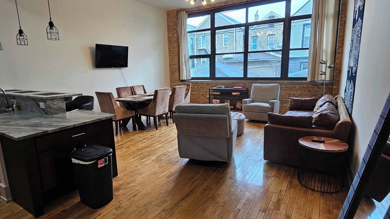 Photo of Livingroom in Lower West Side