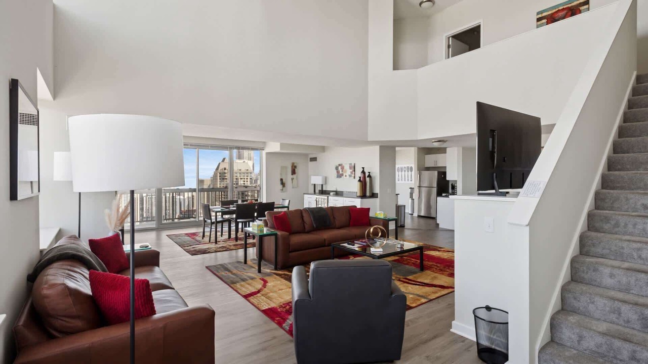 Photo of Livingroom in Near North Side