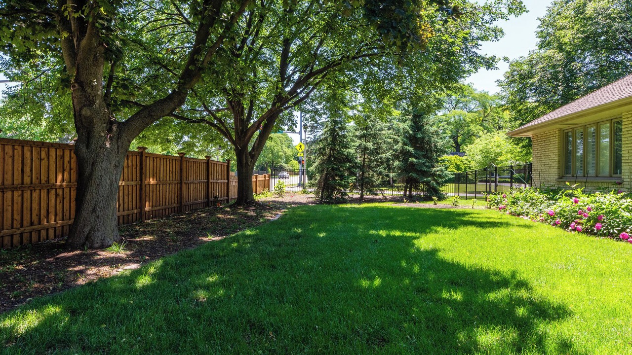 Photo of Outdoor in Wheaton
