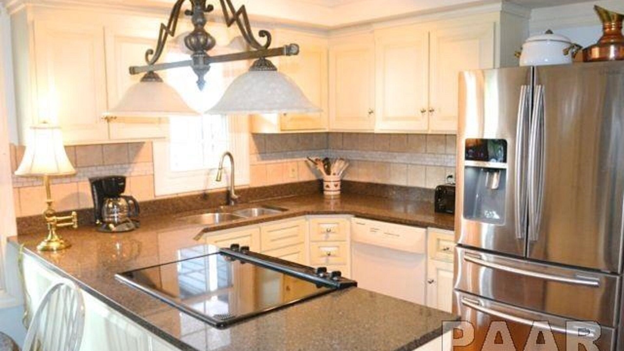 Photo of Kitchen in Orange Prairie