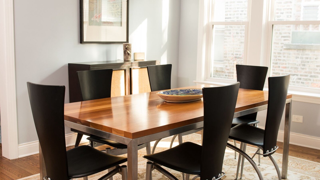 Photo of Livingroom in Rogers Park