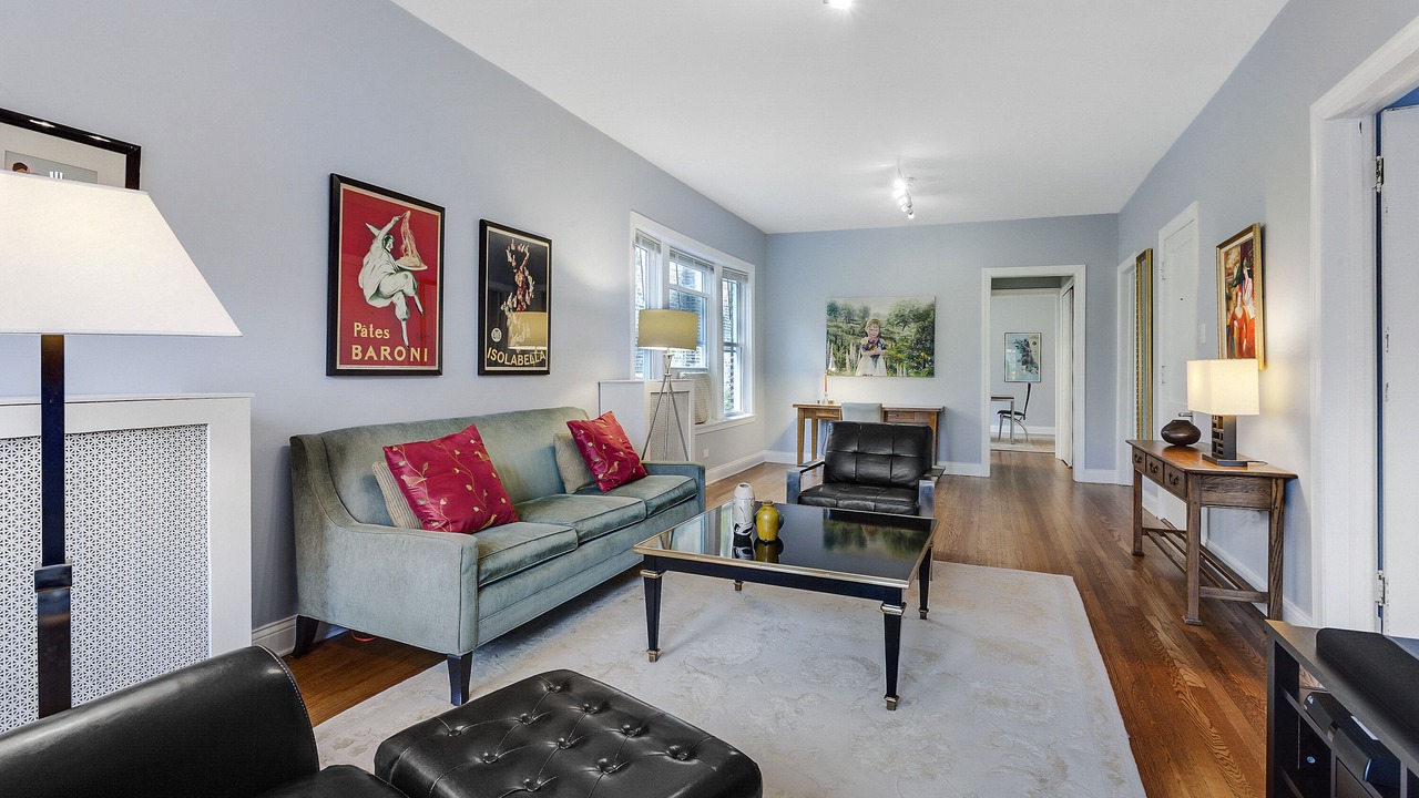 Photo of Bedroom in Rogers Park