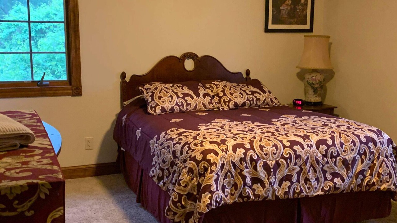Photo of Bedroom in Quincy