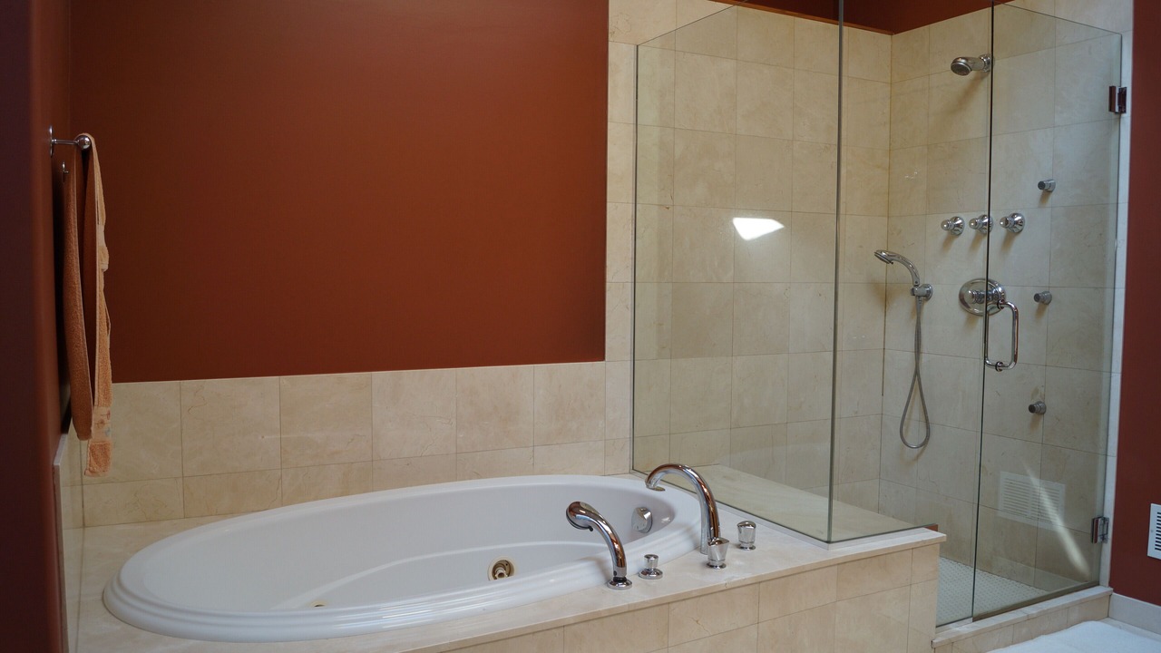 Photo of Bathroom in Lincoln Park