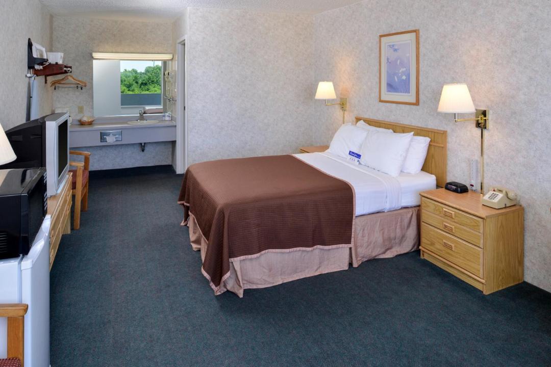 Photo of Bedroom in Vandalia