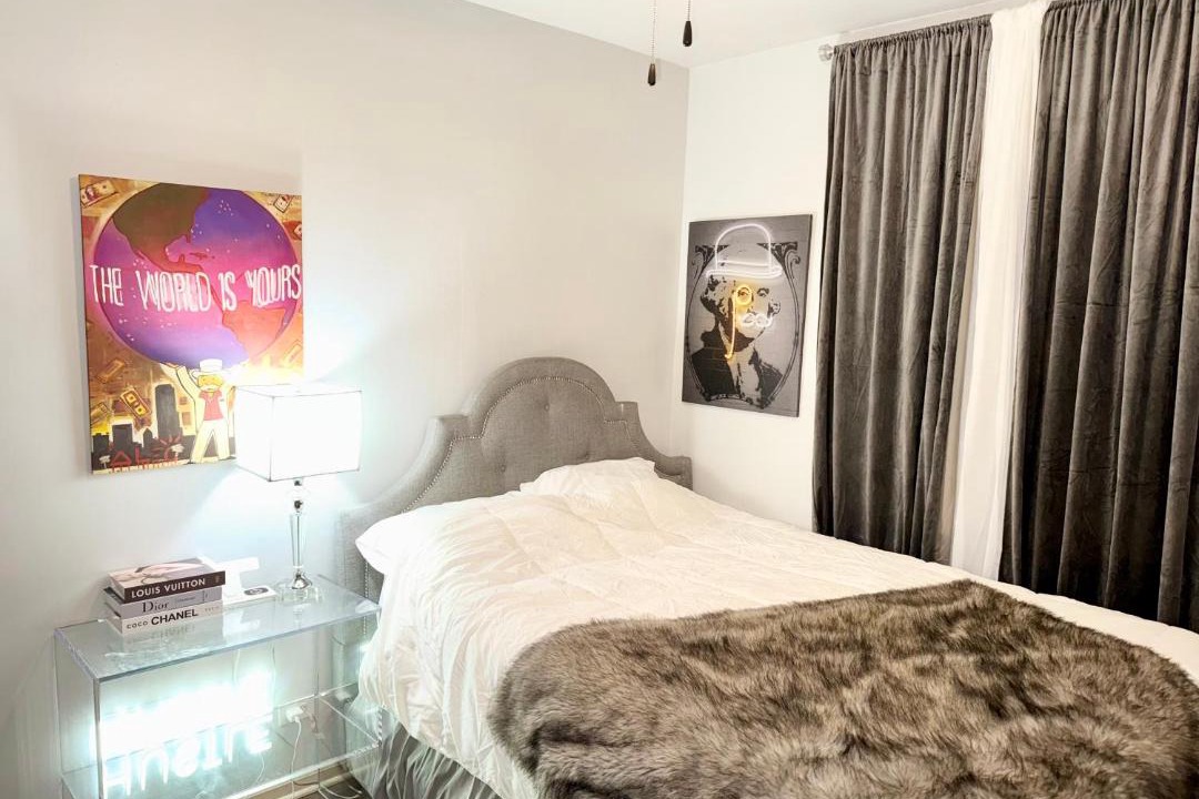 Photo of Bedroom in Grand Boulevard
