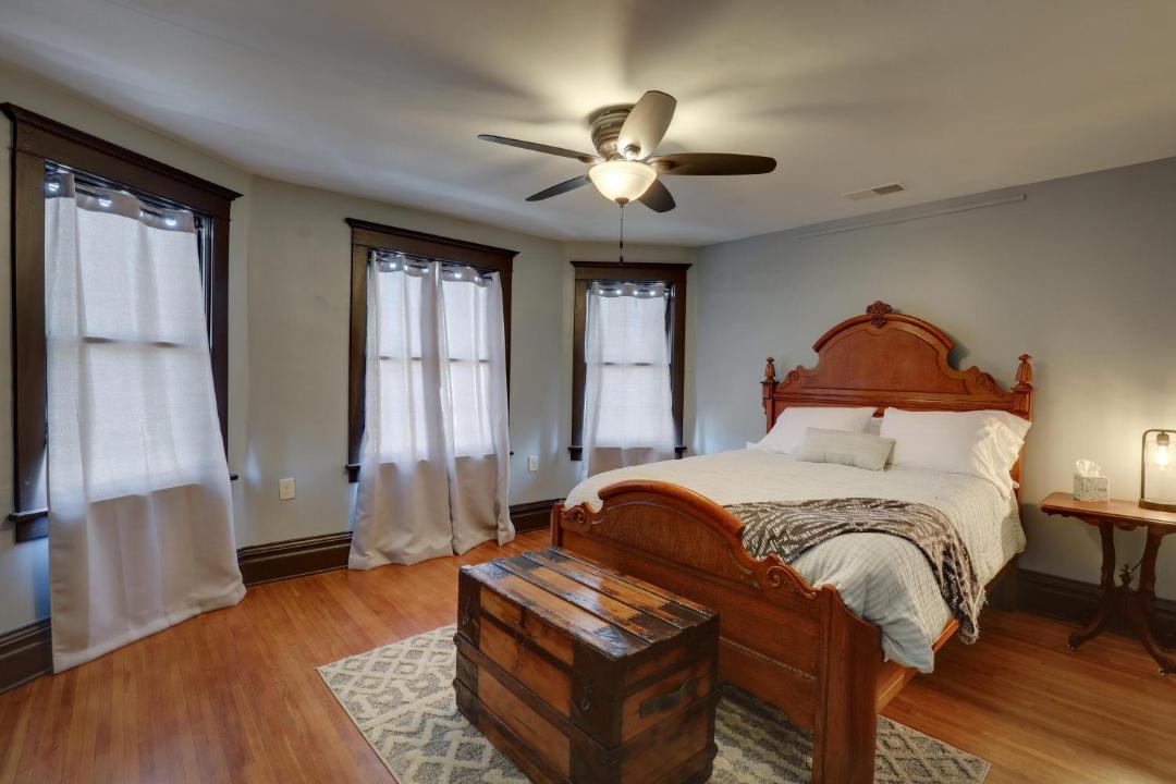 Photo of Bedroom in Mount Sterling