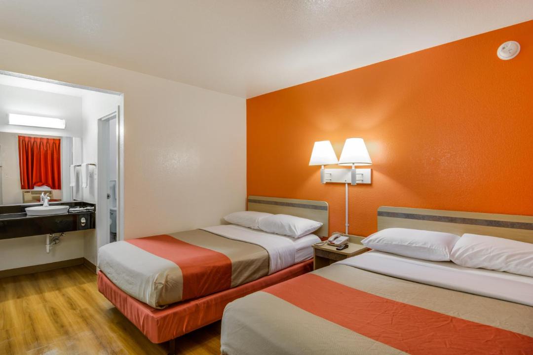 Photo of Bedroom in Schiller Park