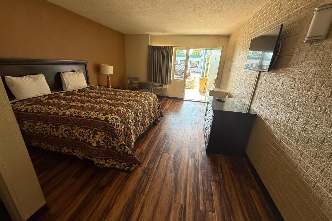 Photo of Bedroom in Belleville