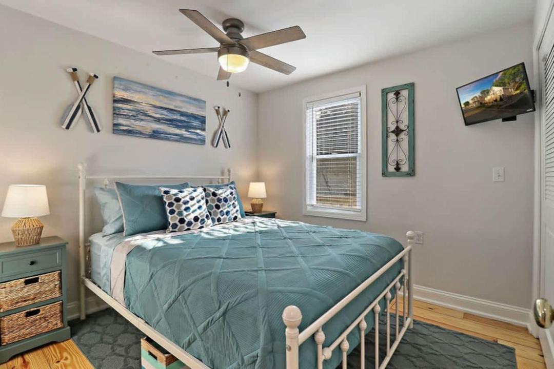 Photo of Bedroom in Fox Lake