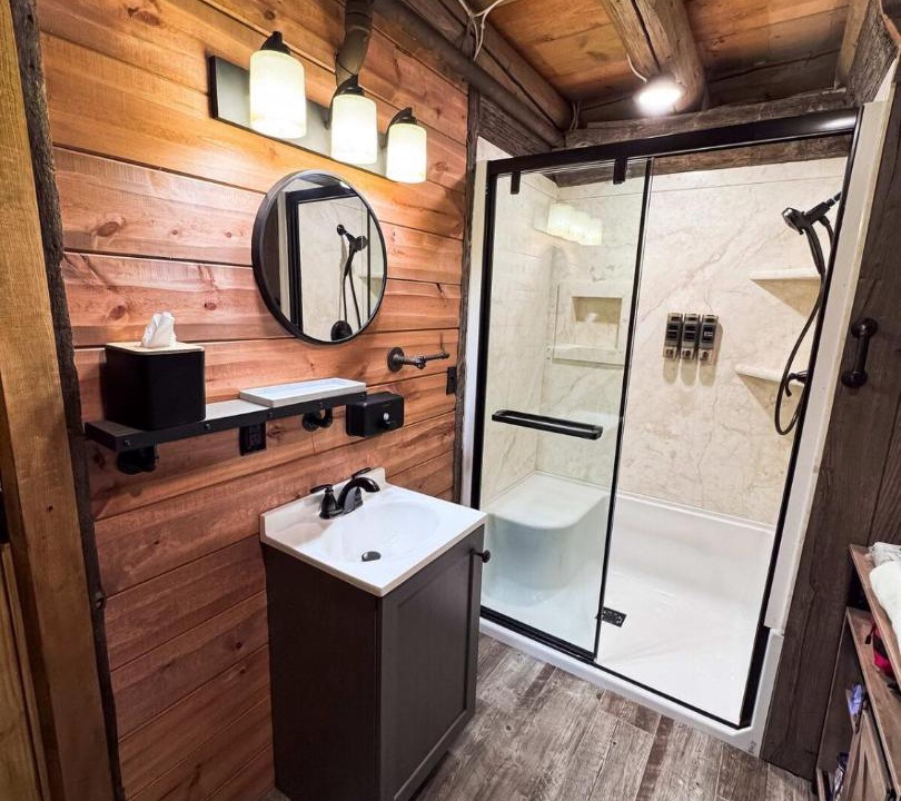 Photo of Bathroom in Shelbyville