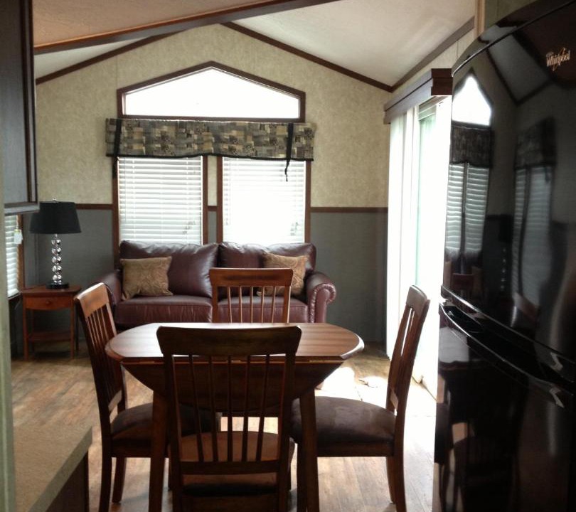 Photo of Livingroom in Amboy
