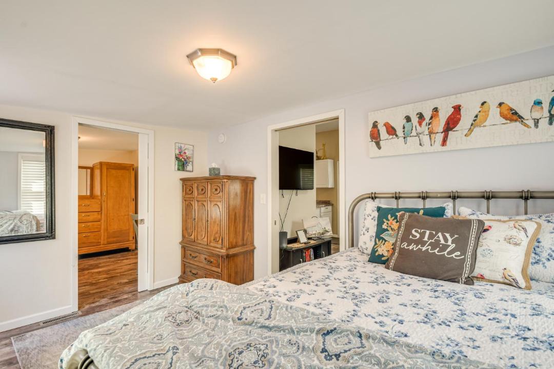 Photo of Bedroom in Port Byron