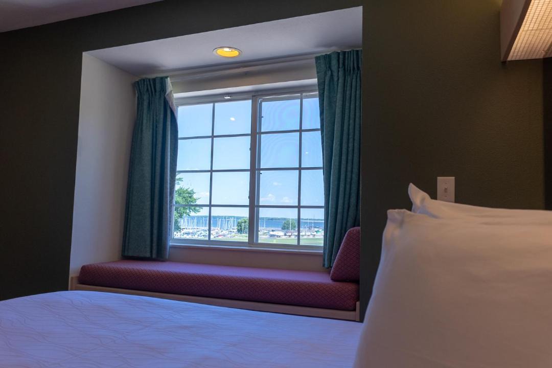 Photo of Bedroom in Carlyle Lake