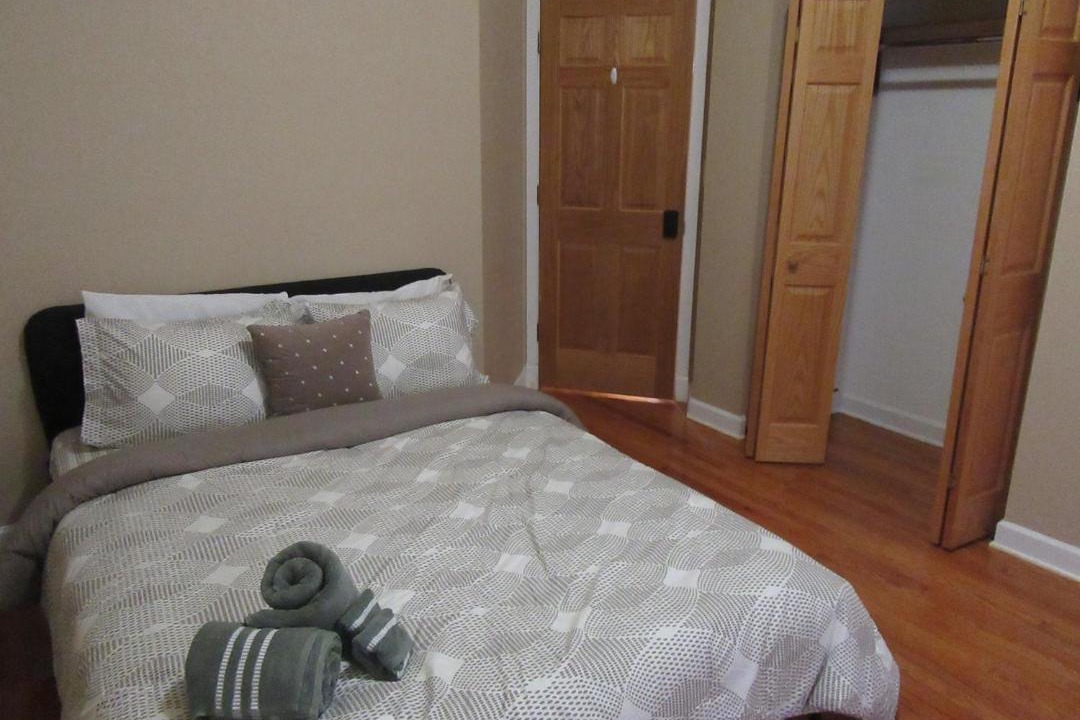 Photo of Bedroom in Hyde Park