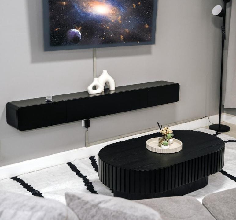 Photo of Livingroom in Belmont Cragin